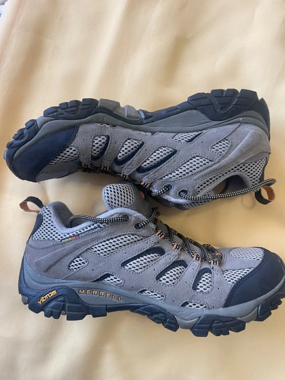 Merrell Men's size 11.5 Gray and Black Hiking Boots with Orange Accents - Picture 1 of 5